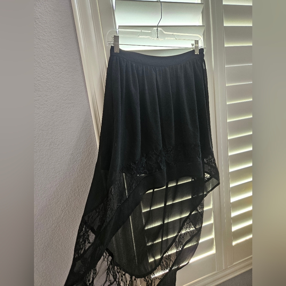 Forever 21 High Low Skirt Size Medium - Picture 3 of 16